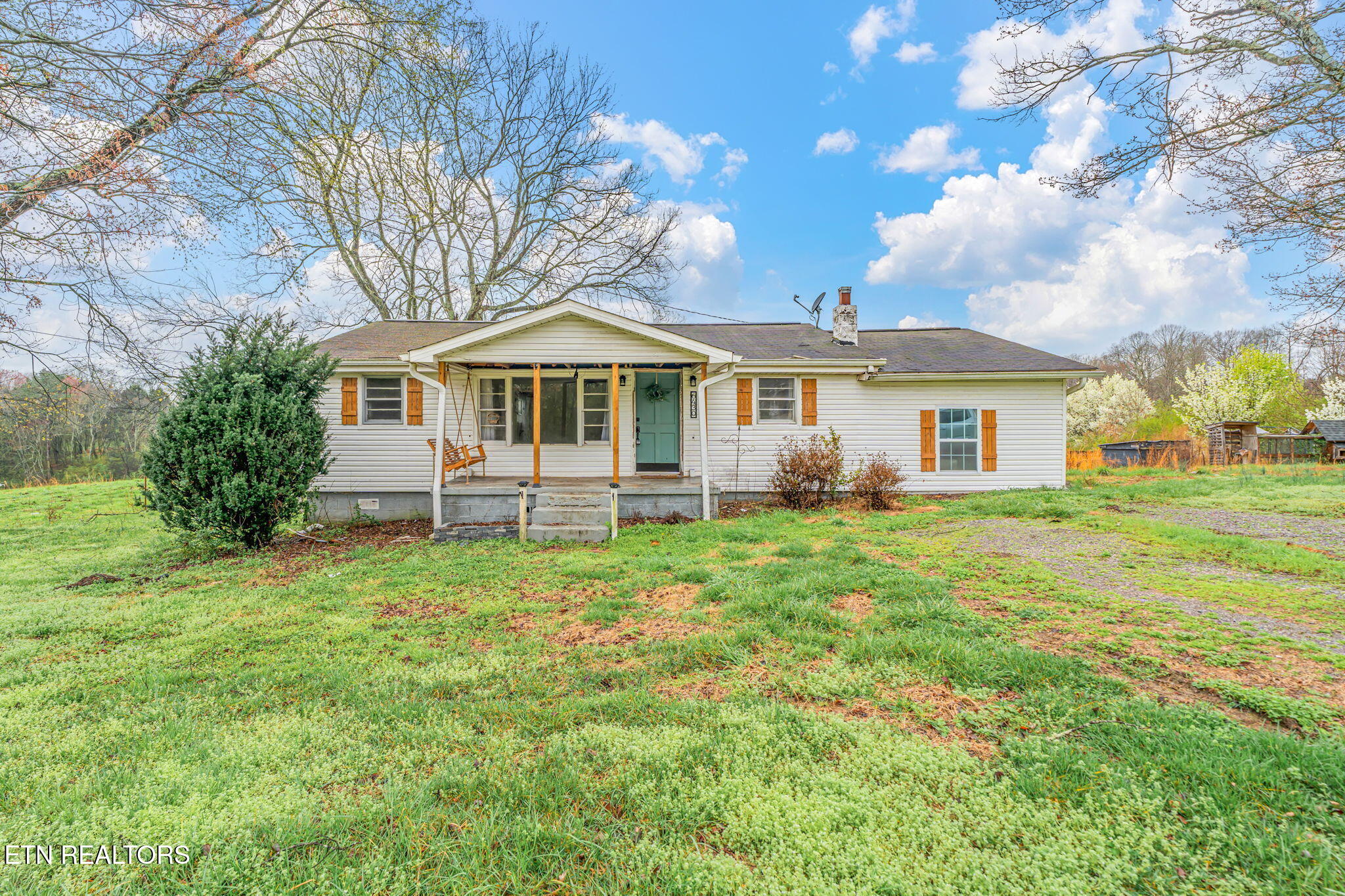 6430 Simpson Road Loudon, TN 37774 - Photo 2 of 36 1-web-or-mls-6430 Simpson Road-22