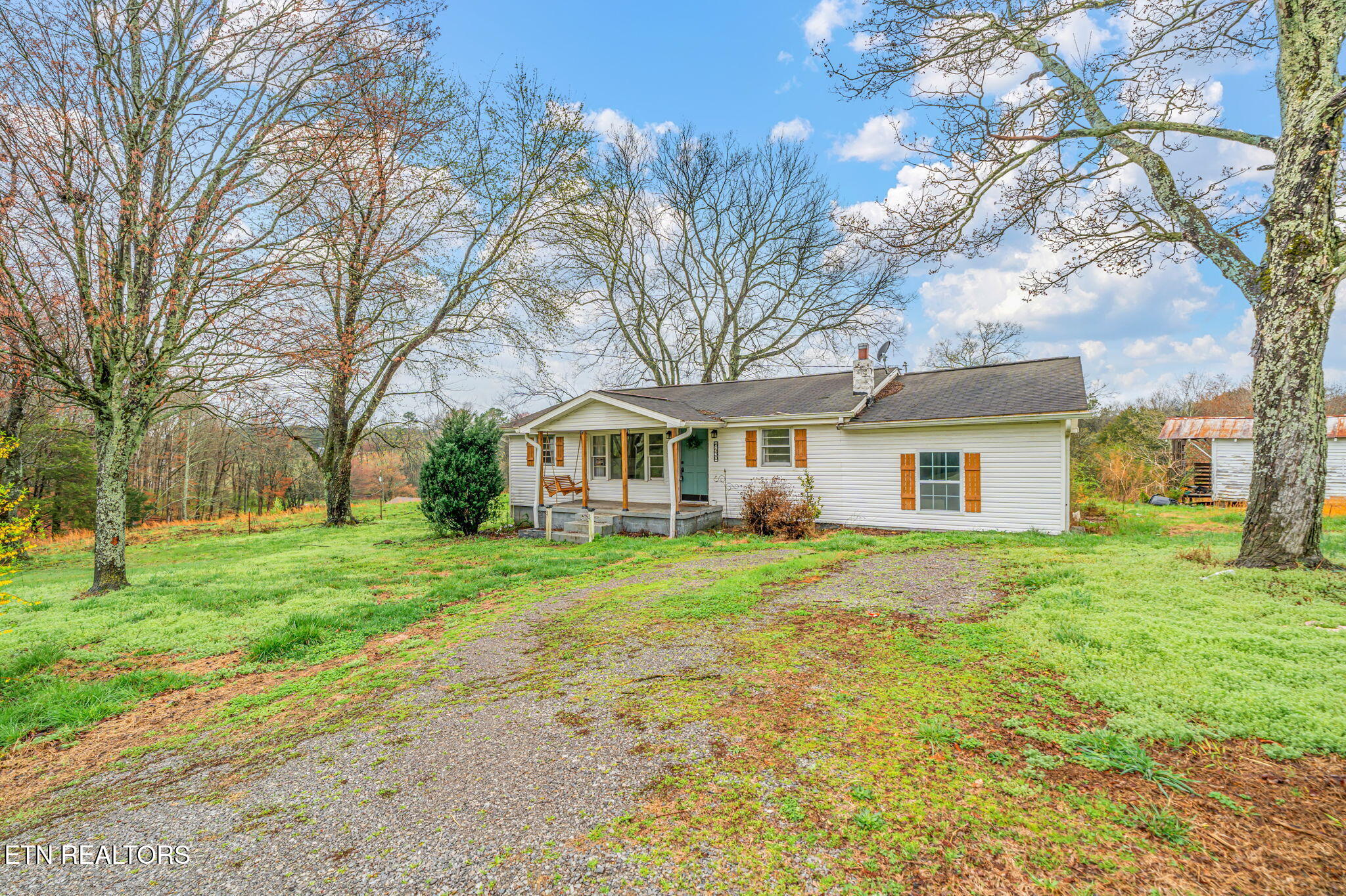 6430 Simpson Road Loudon, TN 37774 - Photo 5 of 36 4-web-or-mls-6430 Simpson Road-24