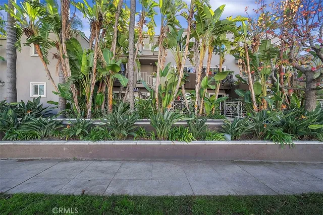 $539,900 | 355 North Maple Street, Unit 245, Burbank, CA 91505