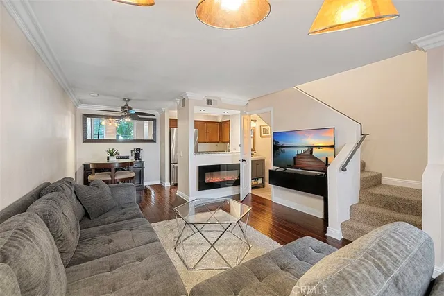 $539,900 | 355 North Maple Street, Unit 245, Burbank, CA 91505