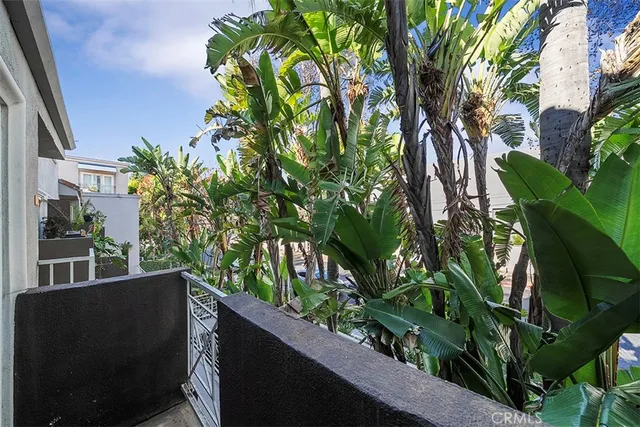 $539,900 | 355 North Maple Street, Unit 245, Burbank, CA 91505