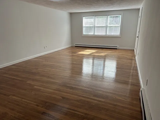 $2,100 | 49 Dennis Street, Unit B, Attleboro, MA 02703