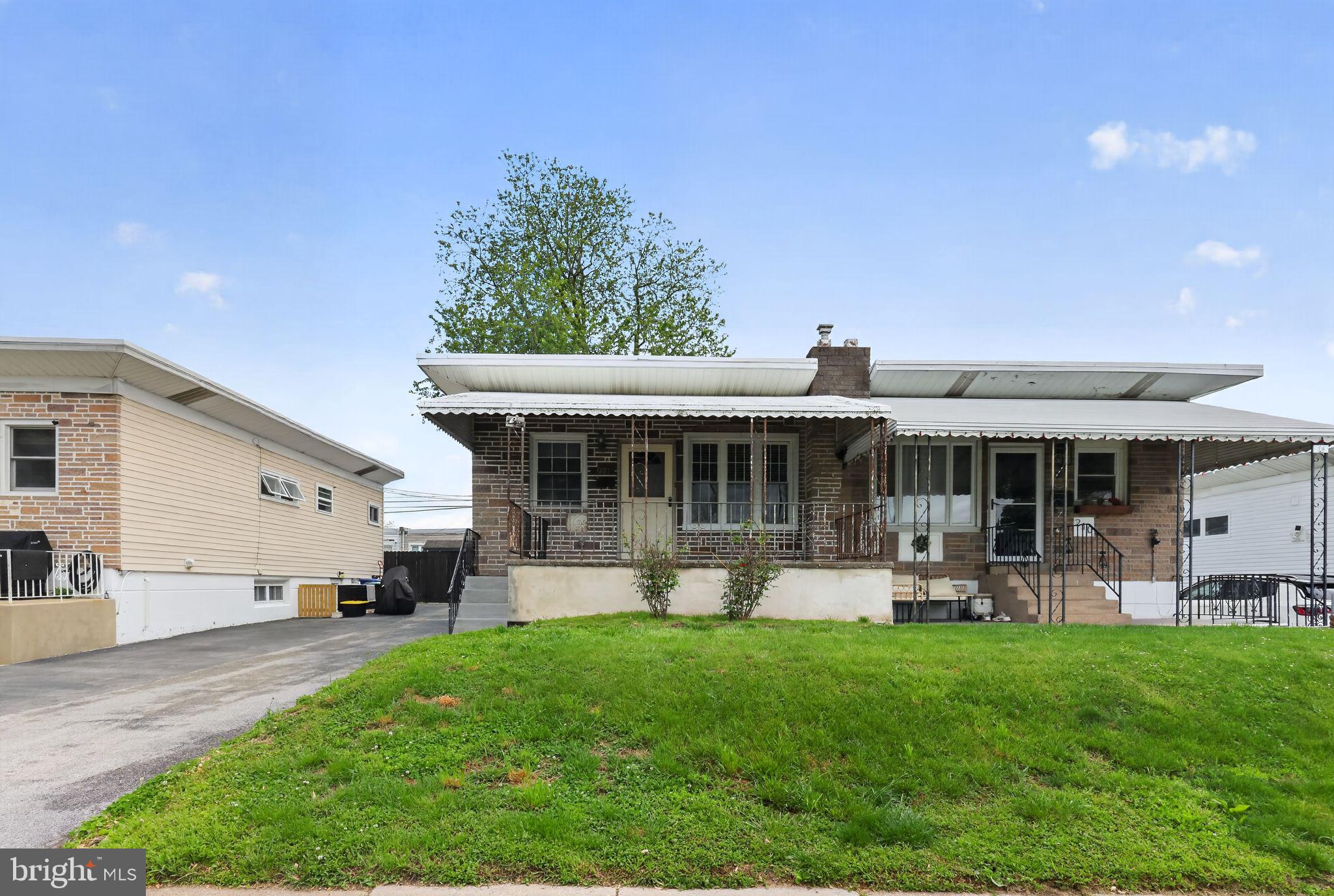 208 Hoffman Road Ridley Park, PA 19078 - Photo 1 of 15 Exterior Front