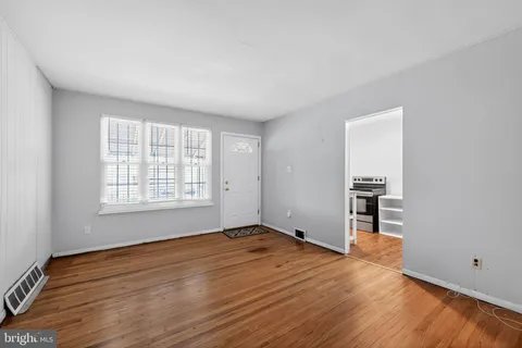 $224,900 | 208 Hoffman Road, Ridley Park, PA 19078