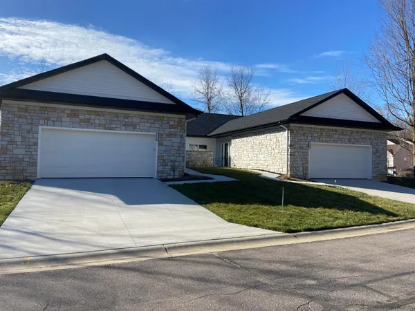 $495,000 | Undisclosed Address, St. Joseph, MI 49085