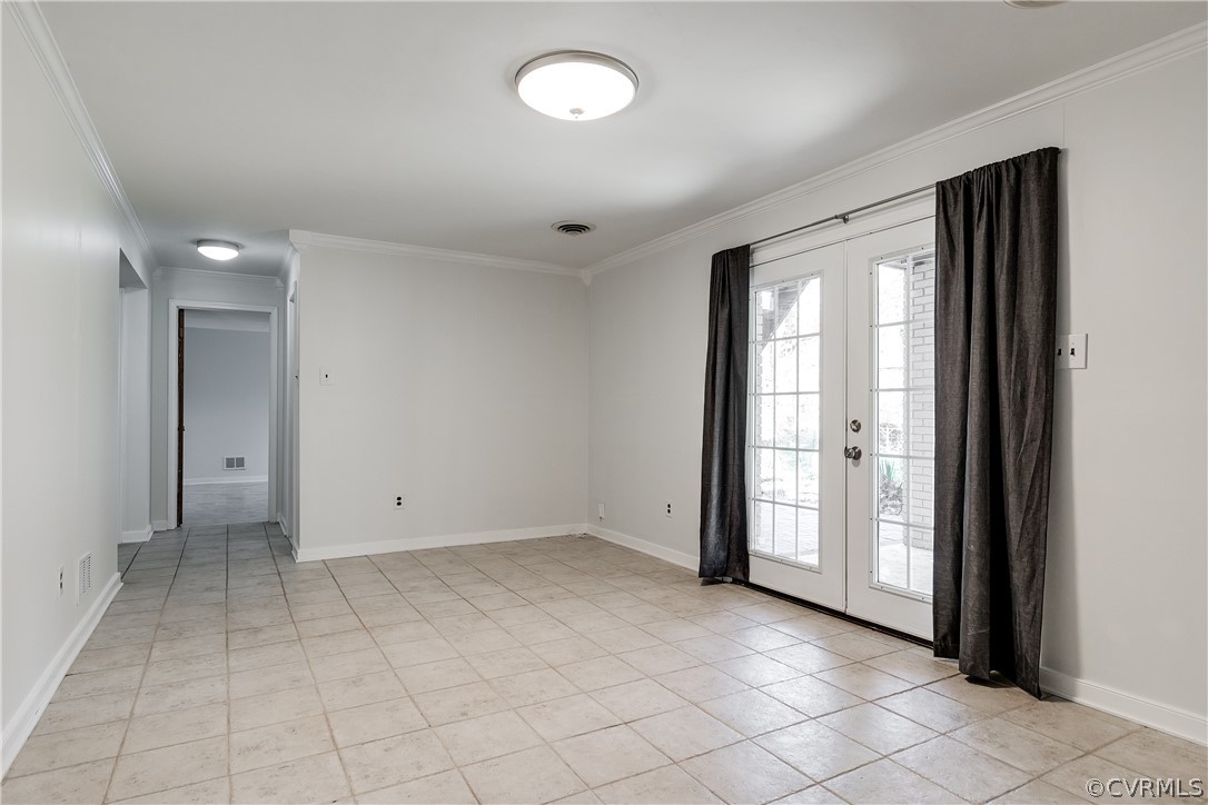 13007 Buckland Road Chester, VA 23831 - Photo 35 of 44 an empty room with windows and closet