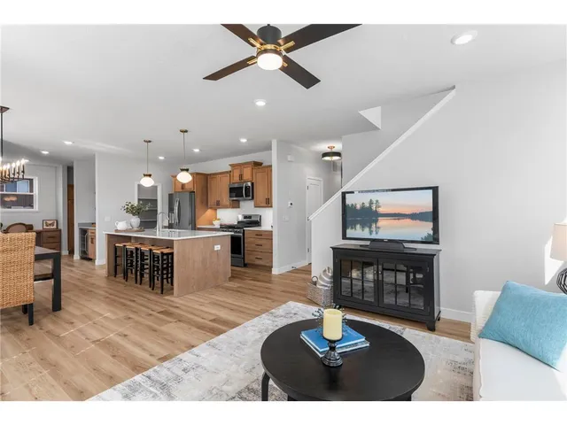 $979,400 | 13-xx Clement Street, Mendota Heights, MN 55118