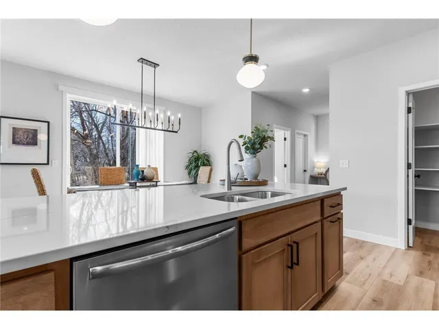 $979,400 | 13-xx Clement Street, Mendota Heights, MN 55118