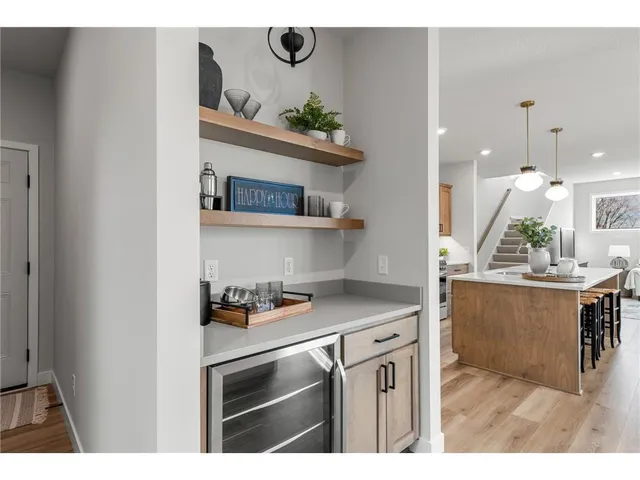 $979,400 | 13-xx Clement Street, Mendota Heights, MN 55118