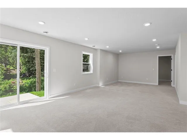 $979,400 | 13-xx Clement Street, Mendota Heights, MN 55118