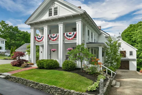 $1,749,000 | 153 North Main Street, Wolfeboro, NH 03894