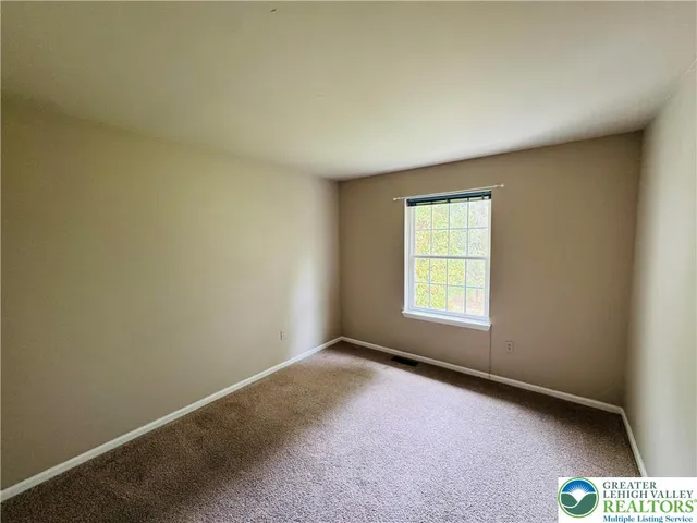 $2,600 | 102 Quaker Drive, Bethlehem, PA 18020