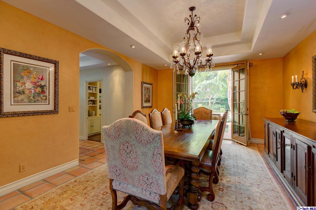 Undisclosed Address Pasadena, CA 91103 - Photo 23 of 80 a view of a dining room with furniture window and outside view