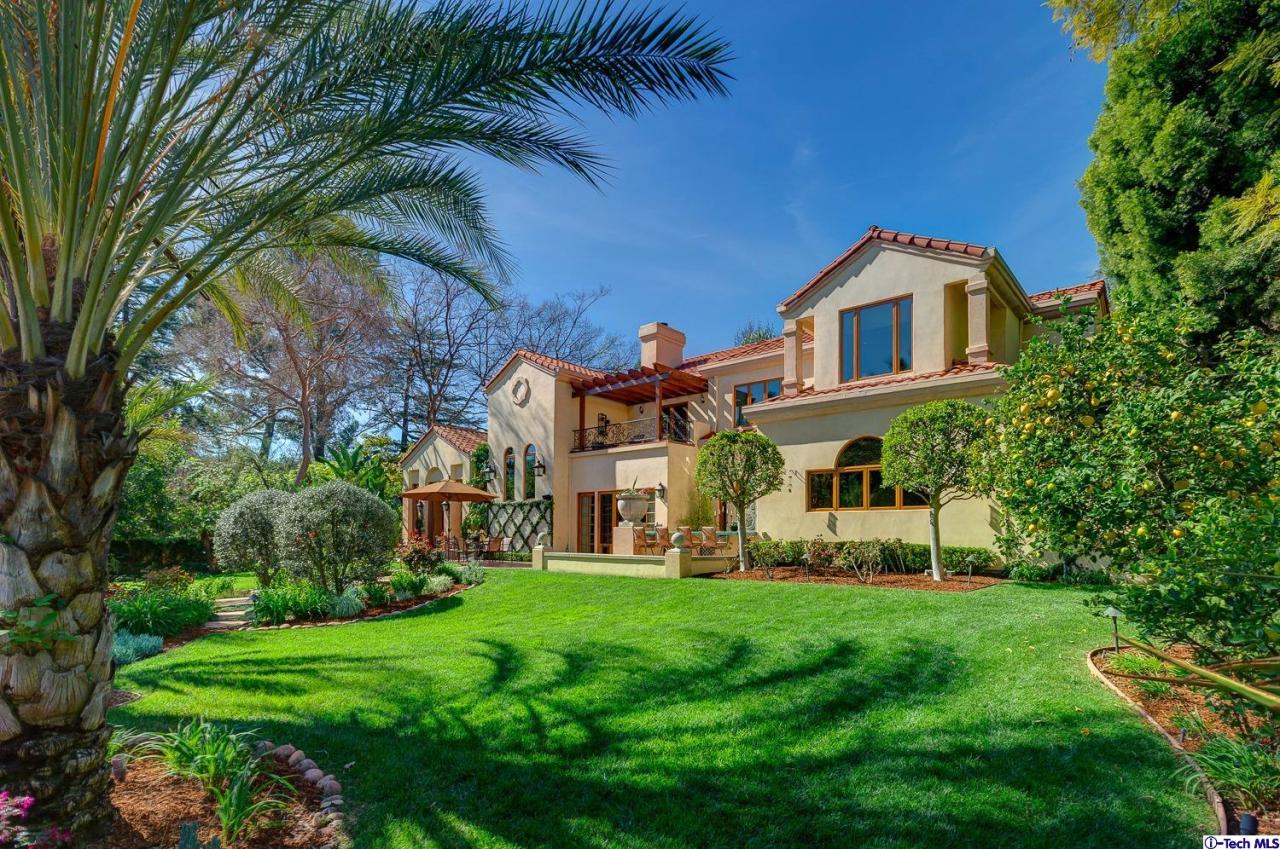 Undisclosed Address Pasadena, CA 91103 - Photo 69 of 80 a front view of a house with a yard