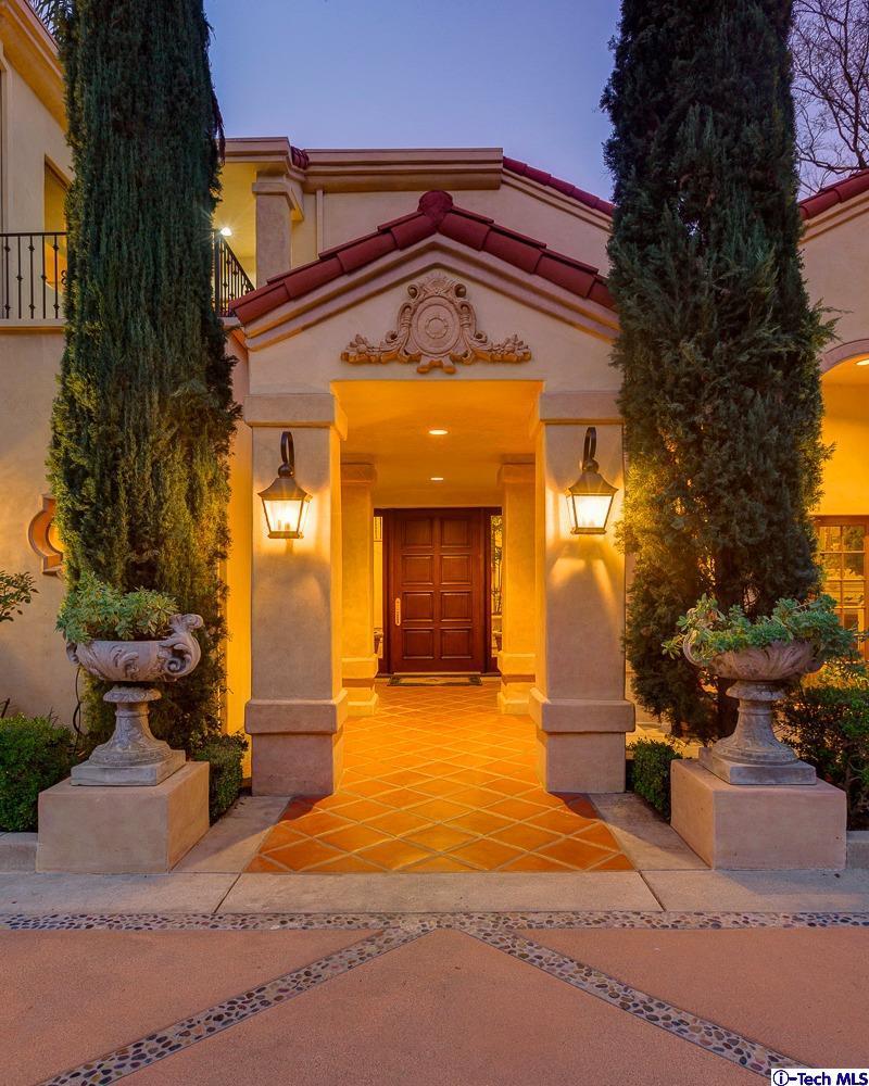 Undisclosed Address Pasadena, CA 91103 - Photo 73 of 80 a front view of a house with a yard