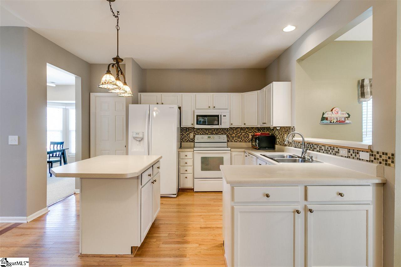 600 Sunset Maple Court Fountain Inn, SC 29644 - Photo 10 of 36 Gallery Image 10