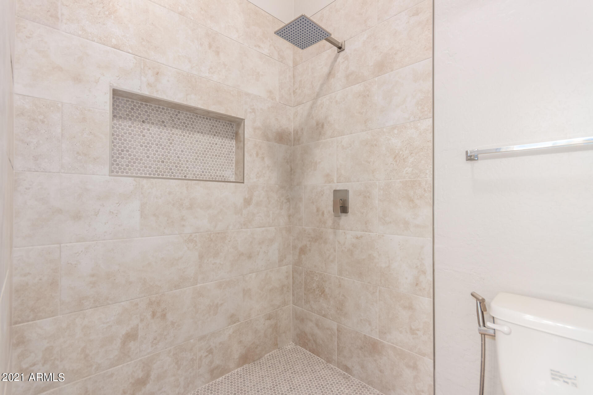 2150 East Bell Road, Unit 1129 Phoenix, AZ 85022 - Photo 13 of 24 27 Bell