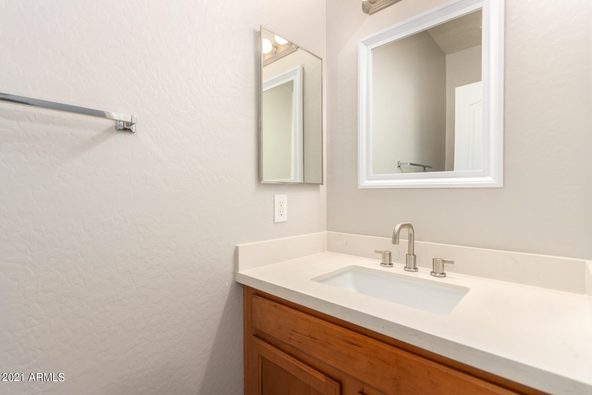 2150 East Bell Road, Unit 1129 Phoenix, AZ 85022 - Photo 10 of 24 21 Bell