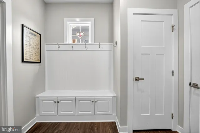 $750,000 | 911 Cadman Drive, Middletown, DE 19709