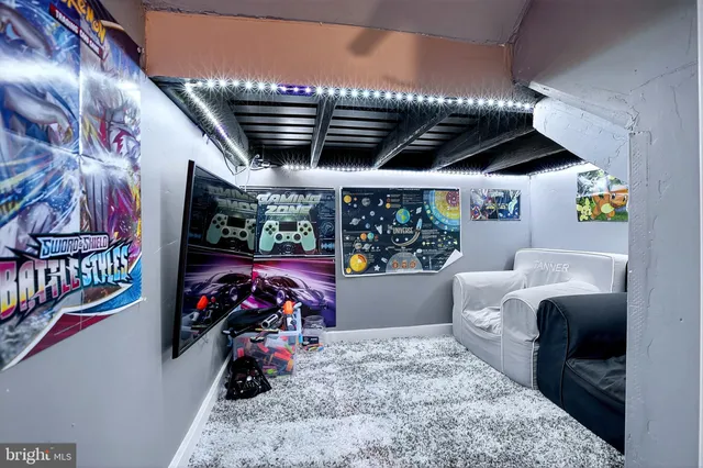 $750,000 | 911 Cadman Drive, Middletown, DE 19709