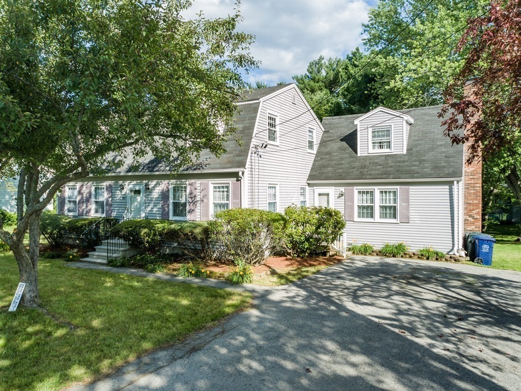 733 Wheeler Road Dracut, MA 01826 - Photo 2 of 42