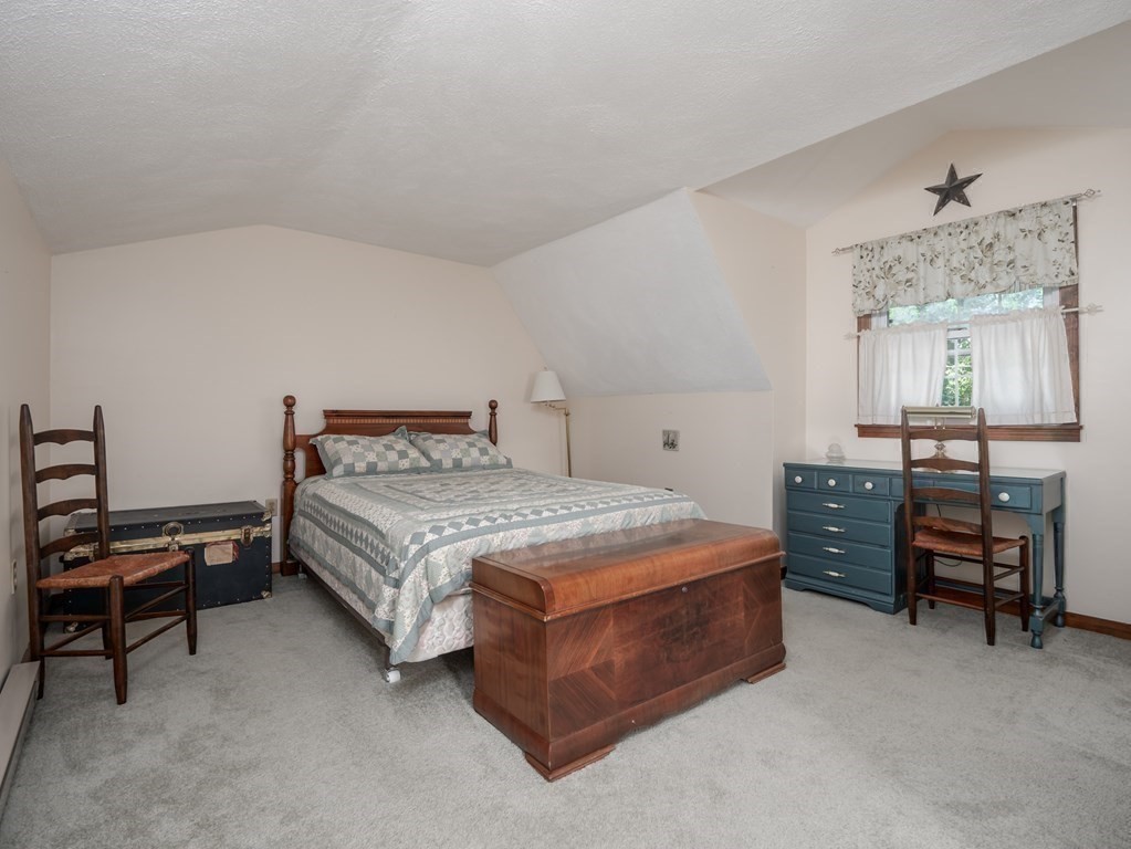 733 Wheeler Road Dracut, MA 01826 - Photo 28 of 42