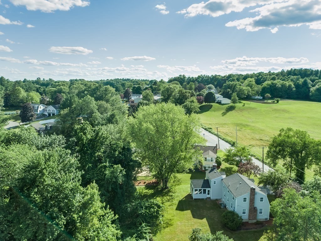 733 Wheeler Road Dracut, MA 01826 - Photo 10 of 42