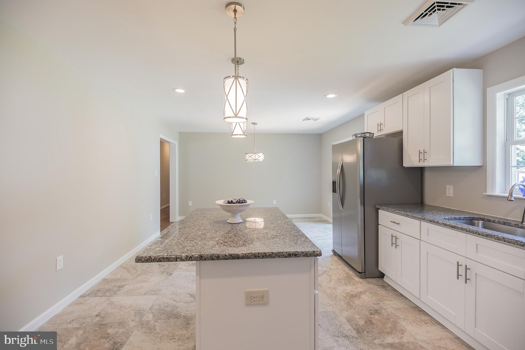 125 Chews Landing Road Clementon, NJ 08021 - Photo 22 of 40 Brand new kitchen with granite countertops