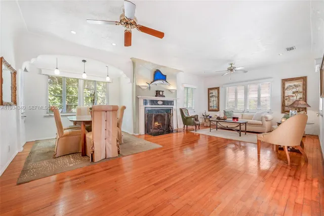 $2,400,000 | 111 Salamanca Avenue, Coral Gables, FL 33134