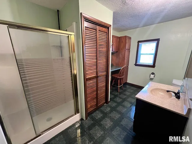 $115,000 | 404 Oak Street, Anna, IL 62906