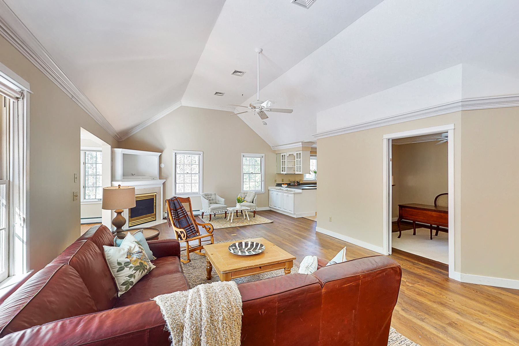 19 Hickory Road Wolfeboro, NH 03894 - Photo 7 of 38