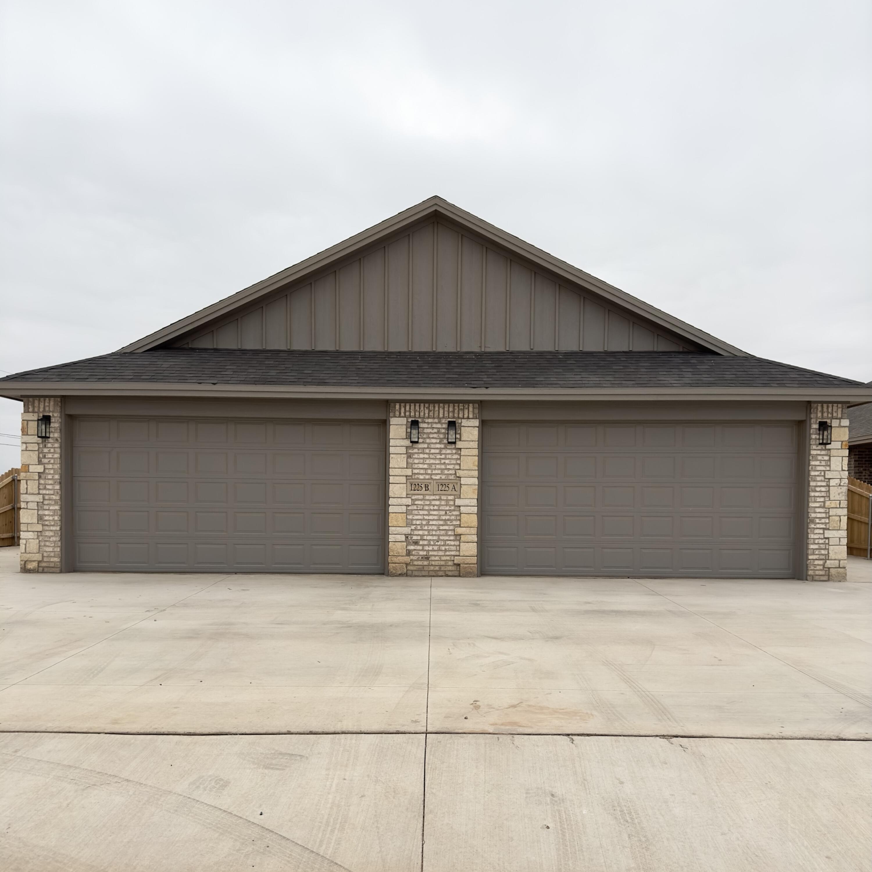 1225 Preston Trail, Unit A Wolfforth, TX 79382 - Photo 16 of 16 a front view of house