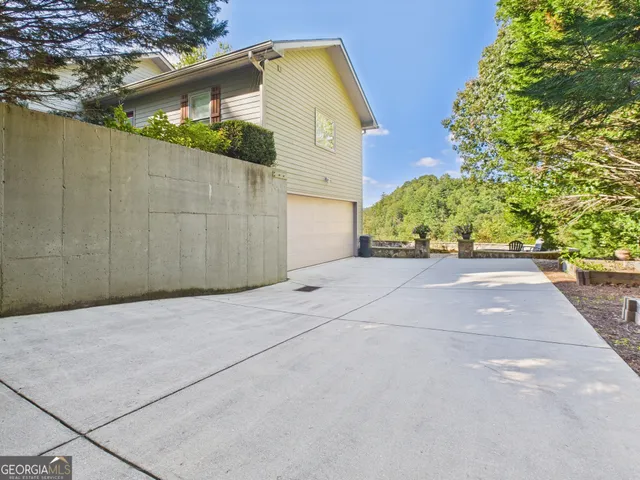 $815,000 | 172 Star Mountain Drive, Clayton, GA 30525