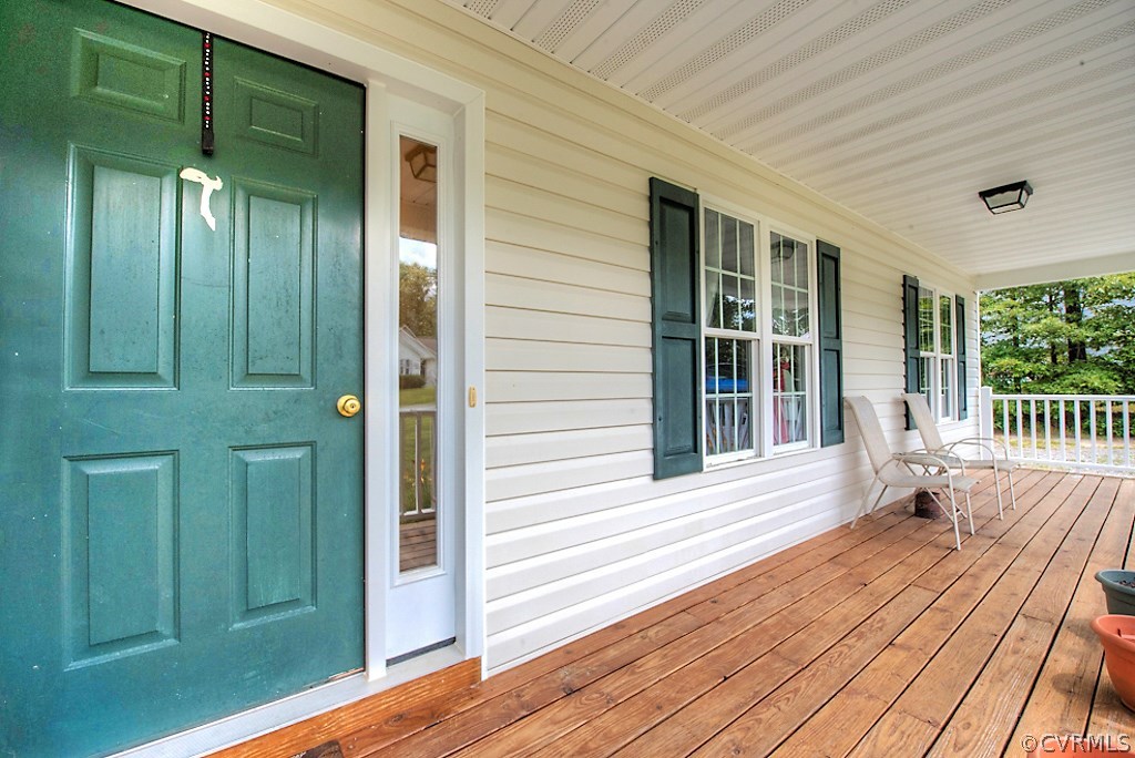 11714 Oakrise Road New Kent, VA 23124 - Photo 5 of 42 Gallery Image 5