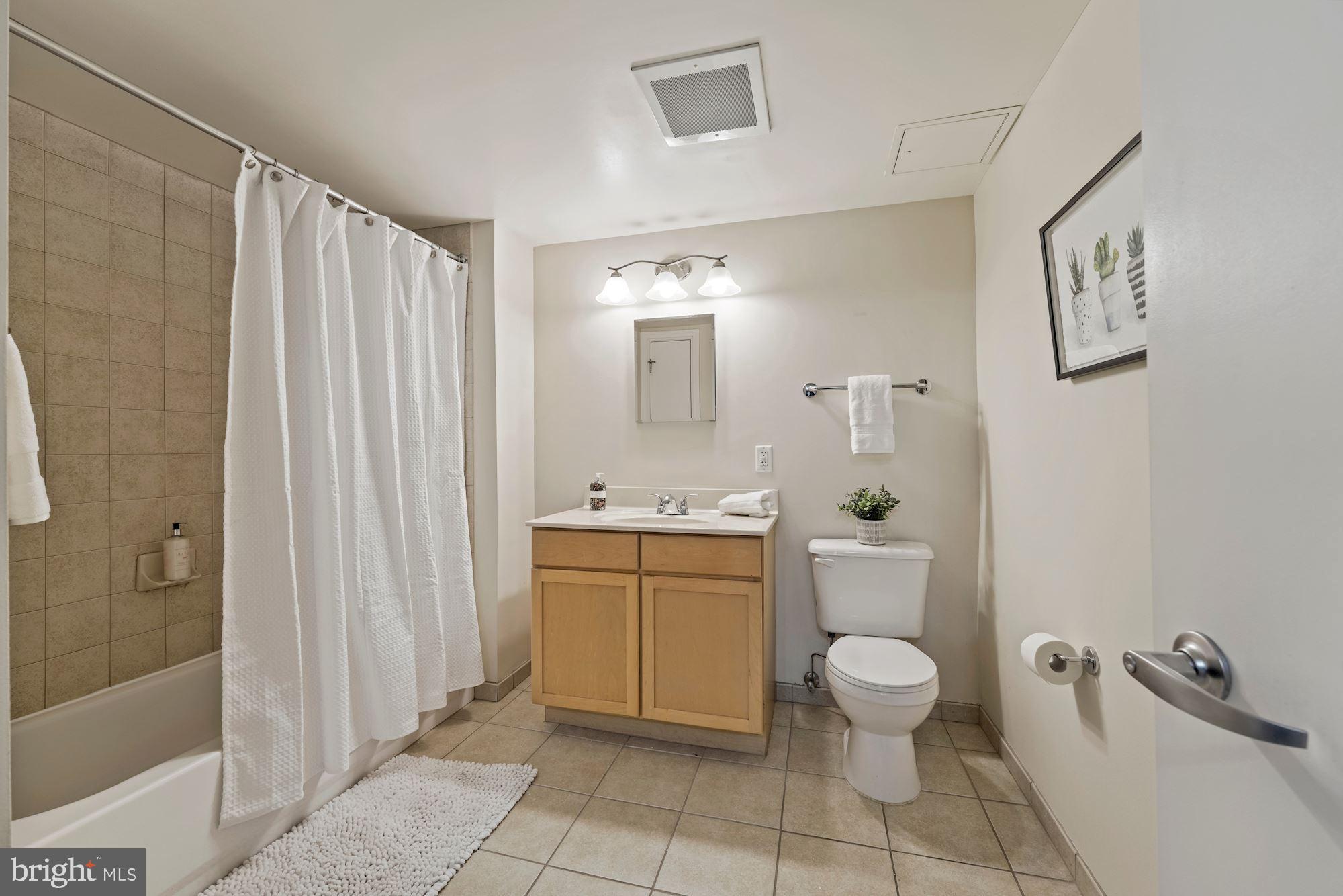800 4th Street Southwest, Unit S624 Washington, DC 20024 - Photo 15 of 39
