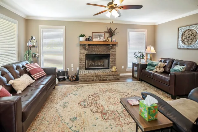 $459,000 | 1004 East Pontotoc Street, Fredonia, TX 76842