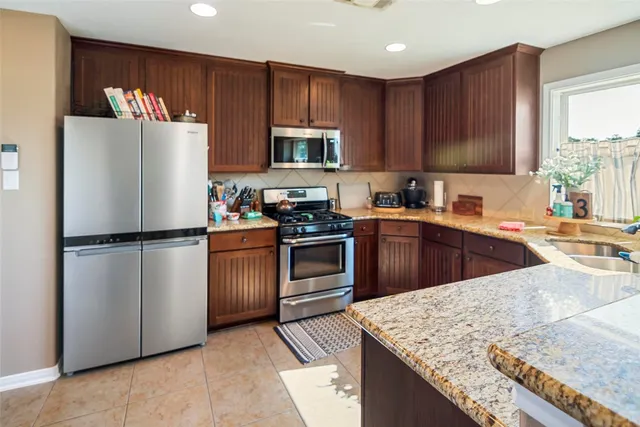 $459,000 | 1004 East Pontotoc Street, Fredonia, TX 76842