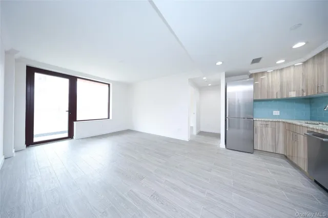 $665,000 | 132-27 41st Road, Unit 4A | Downtown Flushing