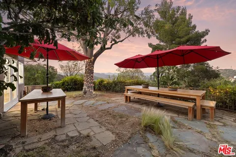 $2,395,000 | 8835 Crescent Drive, Los Angeles, CA 90046