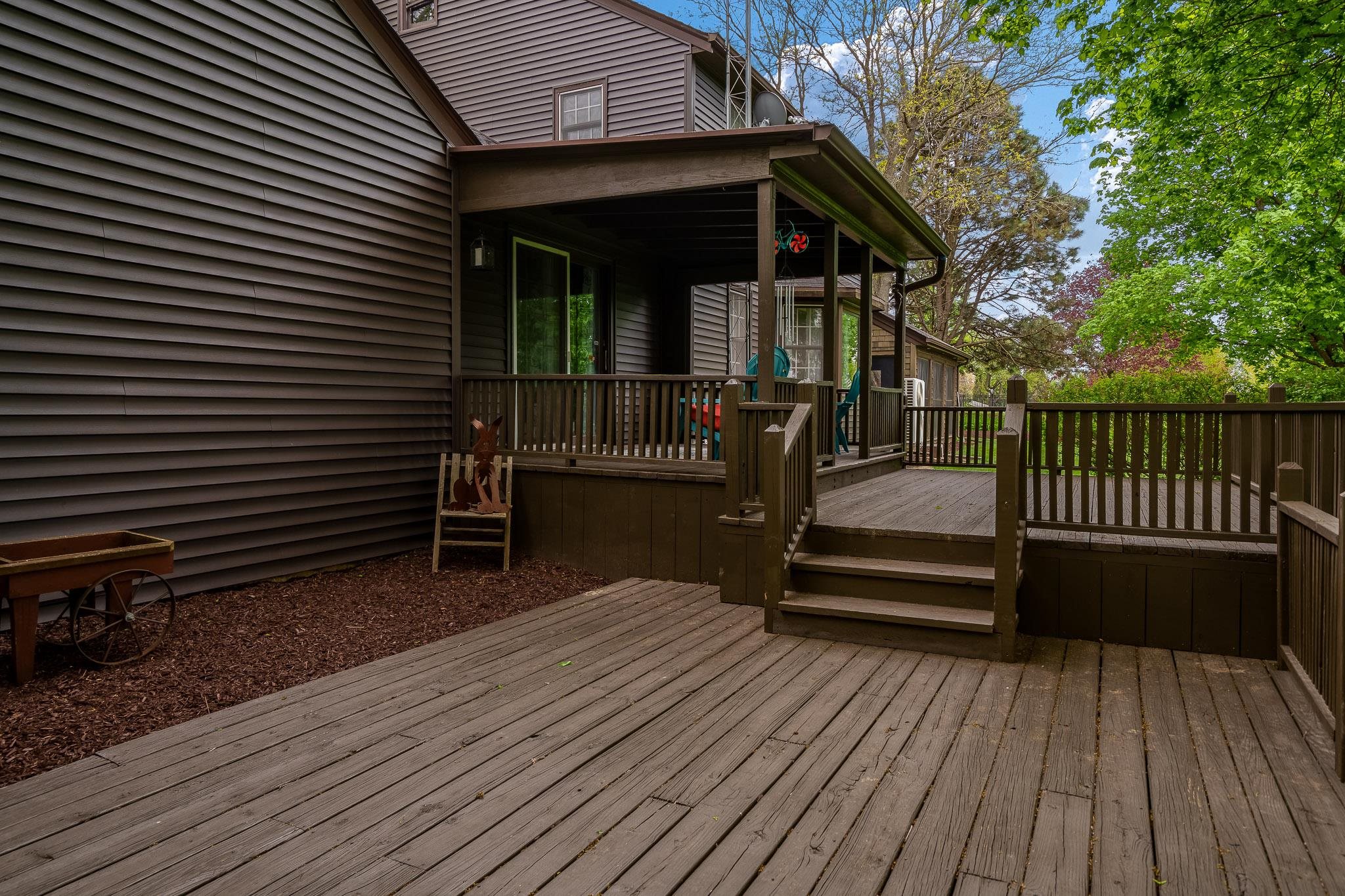 10562 Town Hall Road Belvidere, IL 61008 - Photo 27 of 72 a view of a house with a deck