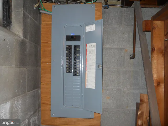 $329,900 | 164 Oberlin Avenue, Reading, PA 19608