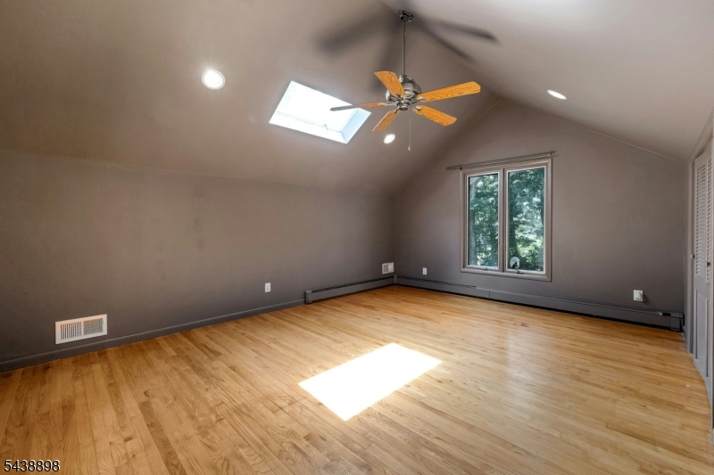 737 Ridge Road Butler, NJ 07405 - Photo 20 of 36 Gallery Image 20
