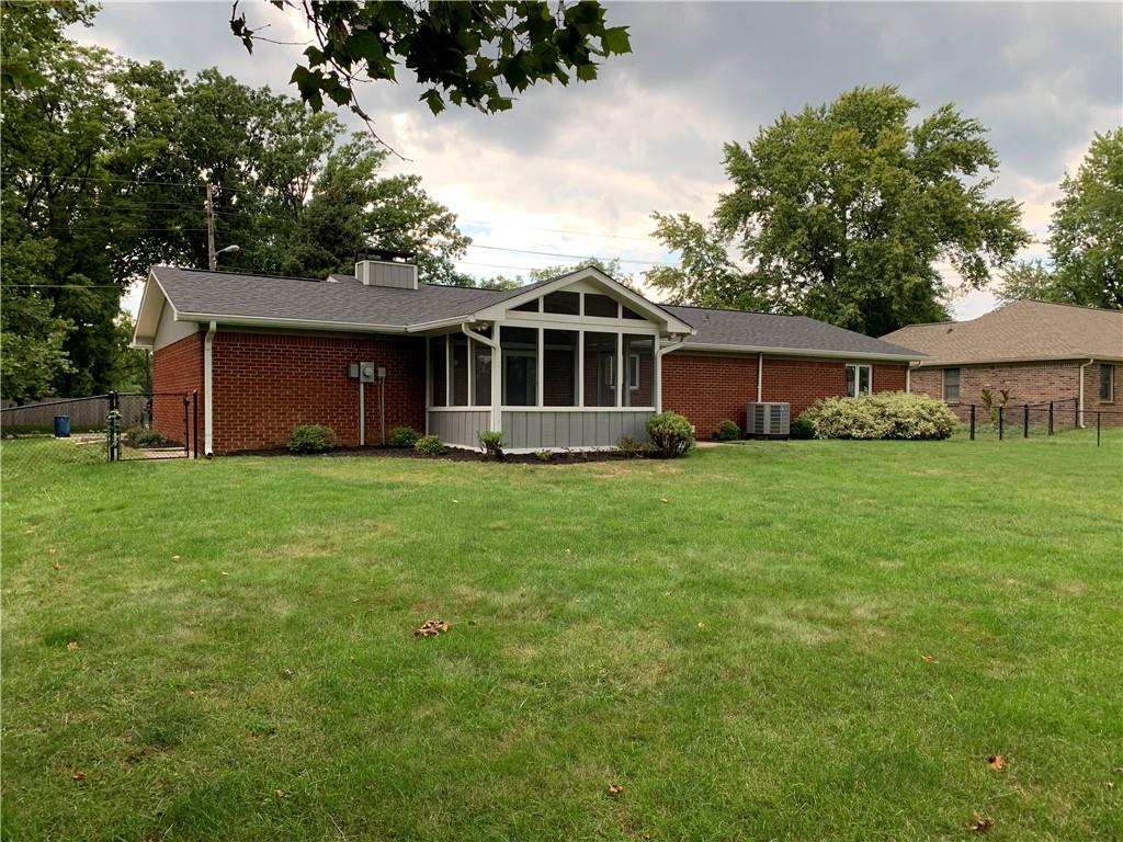 7403 Johnson Road Indianapolis, IN 46250 - Photo 3 of 22 Gallery Image 3