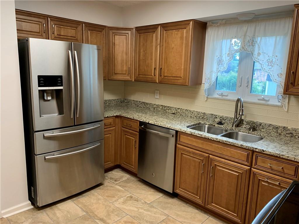 7403 Johnson Road Indianapolis, IN 46250 - Photo 8 of 22 Gallery Image 8