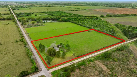 a view of an outdoor space