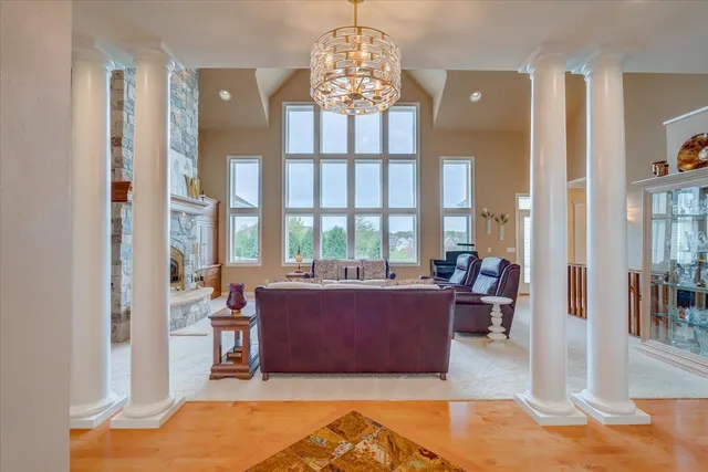 $1,950,000 | 5571 Surrey Lane, Waunakee, WI 53597
