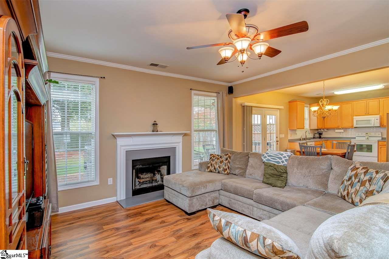 202 Catalan Street Greenville, SC 29607 - Photo 3 of 36 Gallery Image 3