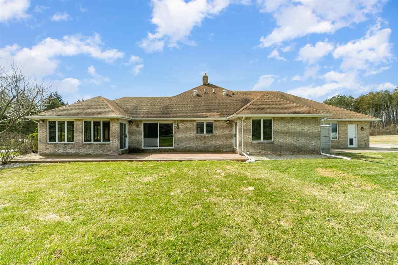 4330 North River Road Freeland, MI 48623 - Photo 28 of 30