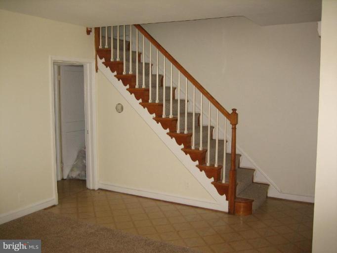 3908 Annellen Road Baltimore, MD 21215 - Photo 7 of 8 Living Room #3
