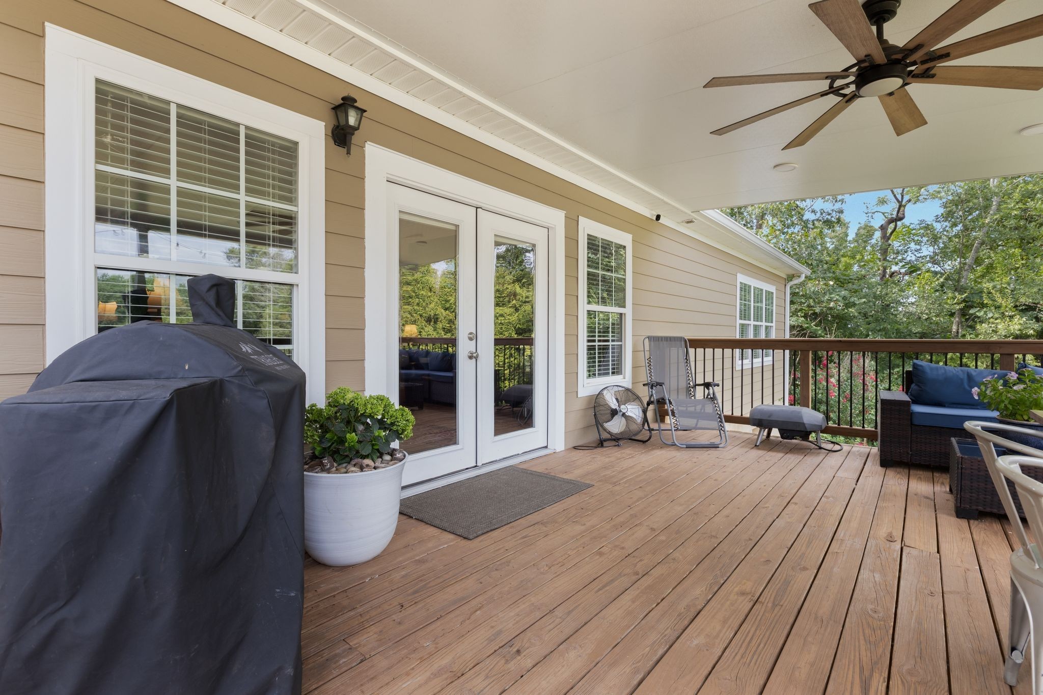 2350 Joe Brown Road Spring Hill, TN 37174 - Photo 49 of 80 a lobby with furniture and a potted plant